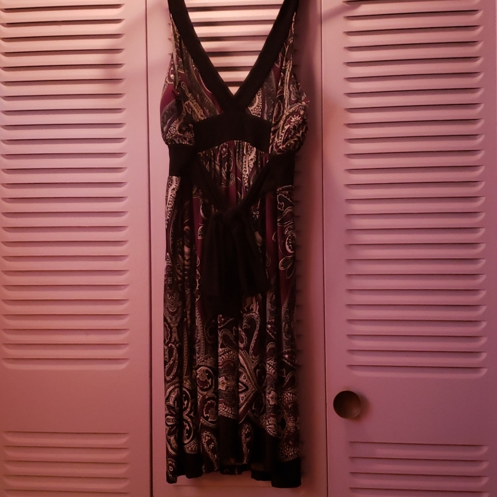 Dress - Picture 3 of 3